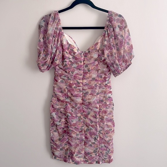 NWT Floral Ruched Mini Dress - Picture 3 of 7